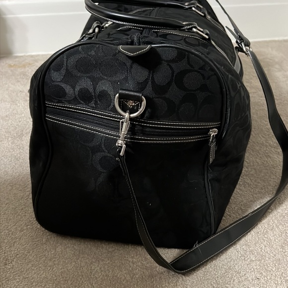 COACH BLACK TRAVEL DUFFEL BAG - Picture 15 of 16
